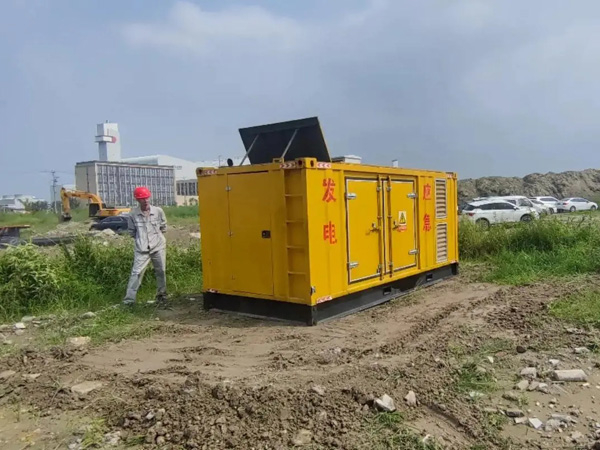 大同200KW柴油发电机机组每小时的油耗量受哪些因素影响？